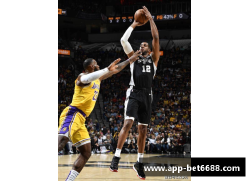 詹姆斯NBA生涯的开端：重返辉煌的那场首秀
